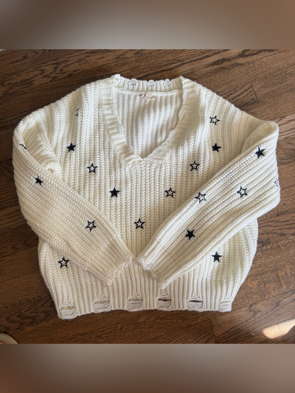 White Star-Embroidered V-Neck Women's Sweater